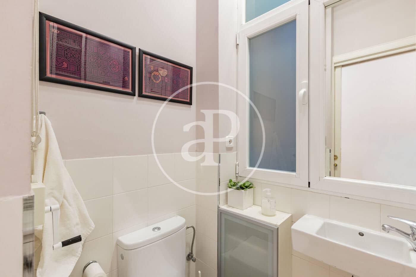 3 bedroom Apartment for rent in Madrid city - € 4,100 (Ref: 9659454)