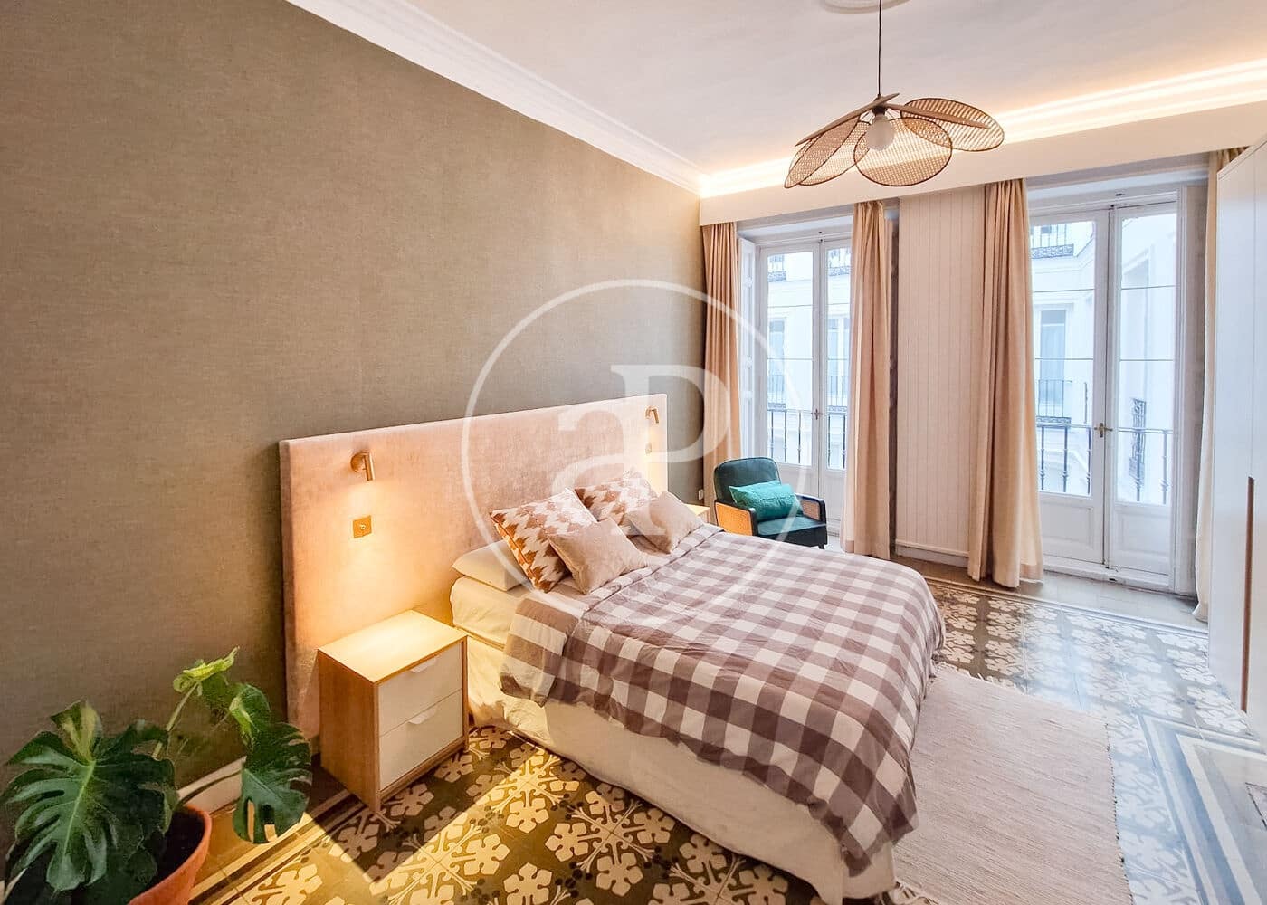 3 bedroom Apartment for rent in Madrid city - € 4,100 (Ref: 9659454)