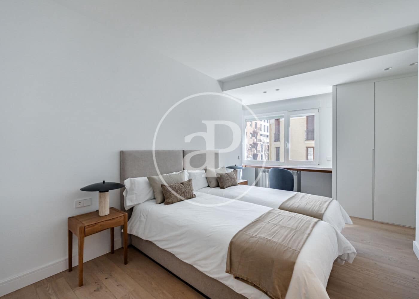 Apartamento de 2 habitaciones en Madrid ciudad en venta - 1.800.000 € (Ref: 9666509)