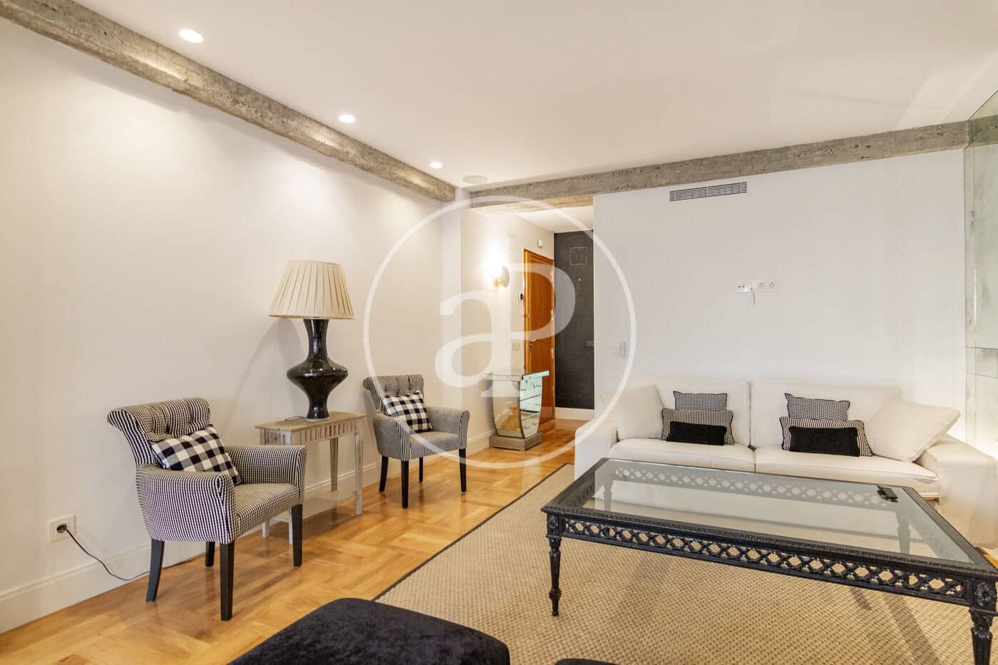 3 soverom Leilighet til leie i Madrid by - € 3 500 (Ref: 9666511)