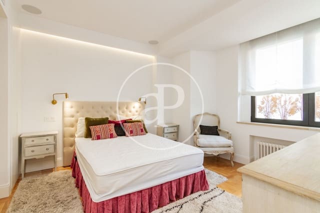 3 quarto Apartamento para arrendar em Recoletos, Madrid cidade - 3 500 € (Ref: 9666511)