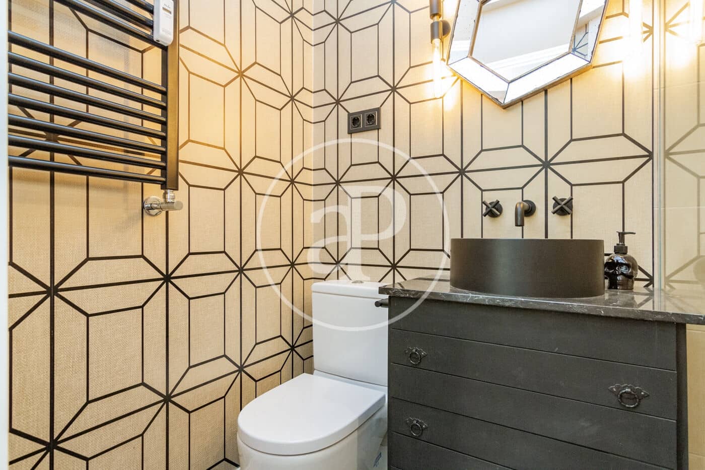 3 soverom Leilighet til leie i Madrid by - € 3 500 (Ref: 9666511)