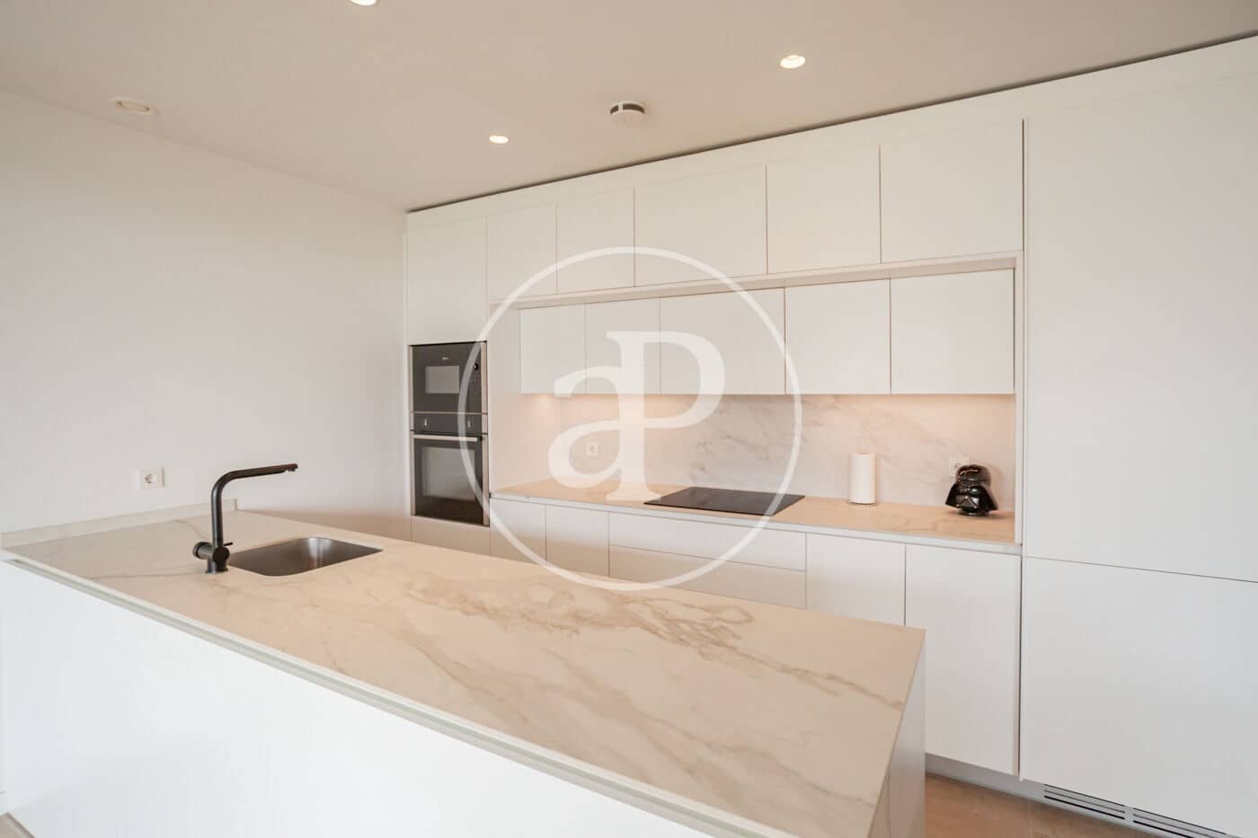 2 soveværelse Lejlighed til salg i Pozuelo de Alarcon med swimmingpool - € 1.300.000 (Ref: 9666514)