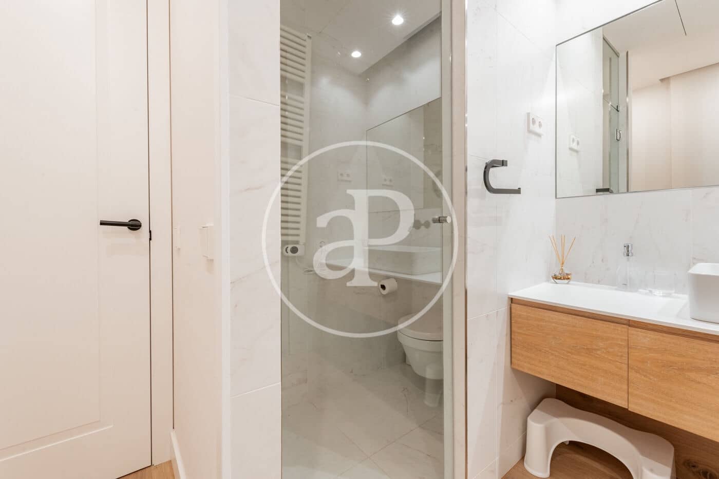 Apartamento de 2 habitaciones en Madrid ciudad en alquiler con piscina - 5.050 € (Ref: 9666515)