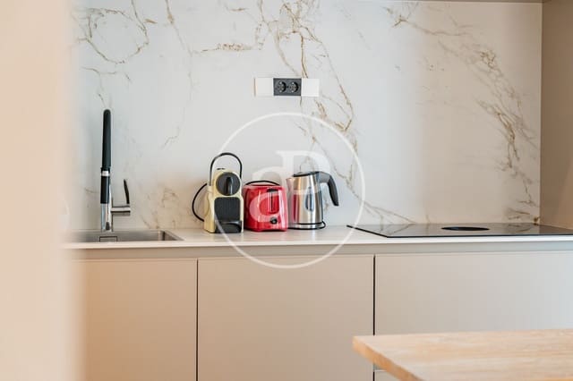 Apartamento de 2 habitaciones en Recoletos, Madrid ciudad en alquiler con piscina - 5.050 € (Ref: 9666515)