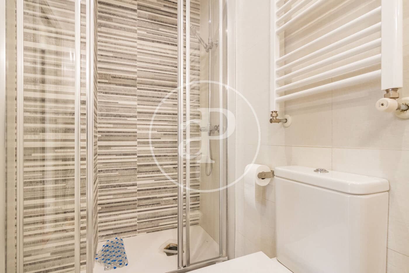 3 sovrum Lägenhet att hyra i Madrid stad - 2 850 € (Ref: 9666517)