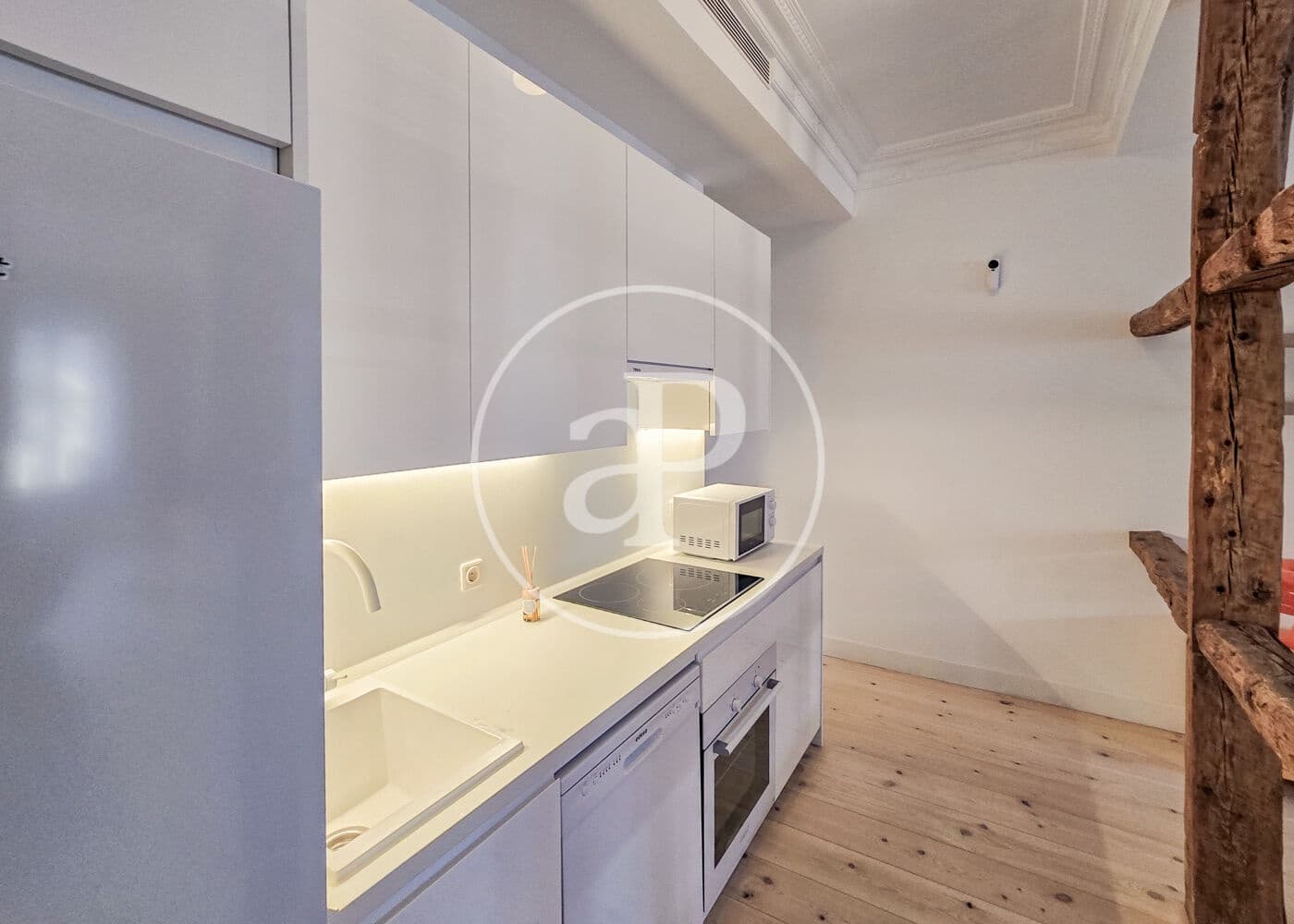 2 bedroom Apartment for rent in Madrid city - € 3,000 (Ref: 9674227)