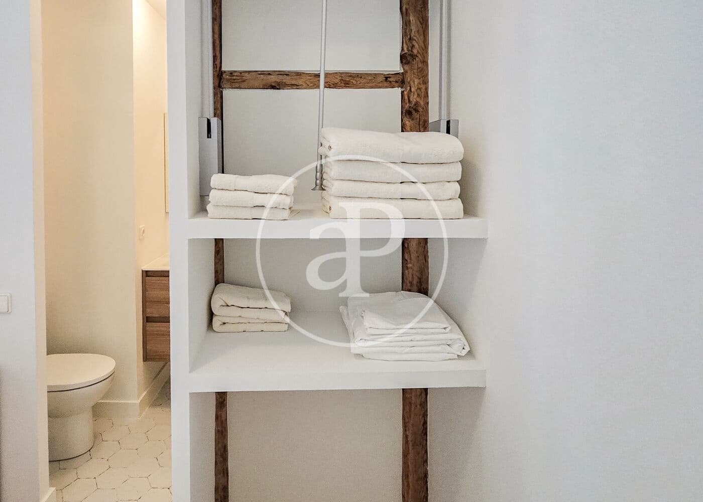 2 bedroom Apartment for rent in Madrid city - € 3,000 (Ref: 9674227)