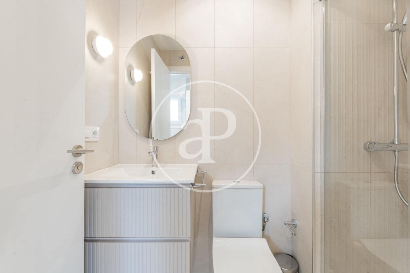 3 makuuhuone Huoneisto myytävänä paikassa Madrid kaupunki - 319 000 € (Ref: 9674229)