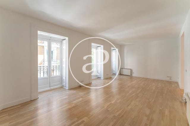 3 makuuhuone Huoneisto vuokrattavana paikassa Justicia, Madrid kaupunki - 2 500 € (Ref: 9674230)