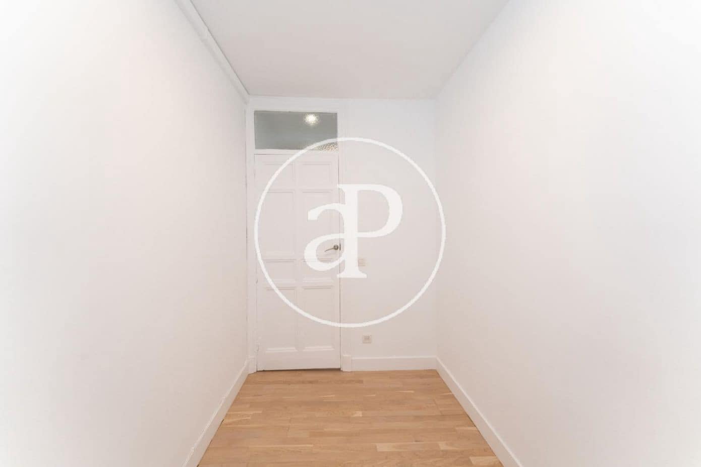 3 soverom Leilighet til leie i Madrid by - € 2 500 (Ref: 9674230)