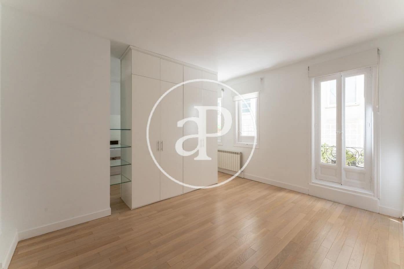 3 soverom Leilighet til leie i Madrid by - € 2 500 (Ref: 9674230)