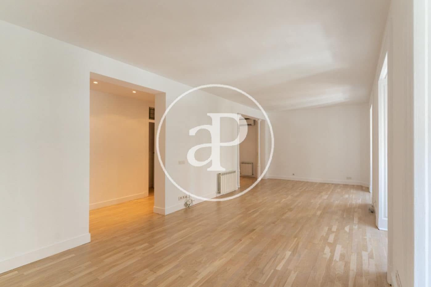 3 soverom Leilighet til leie i Madrid by - € 2 500 (Ref: 9674230)