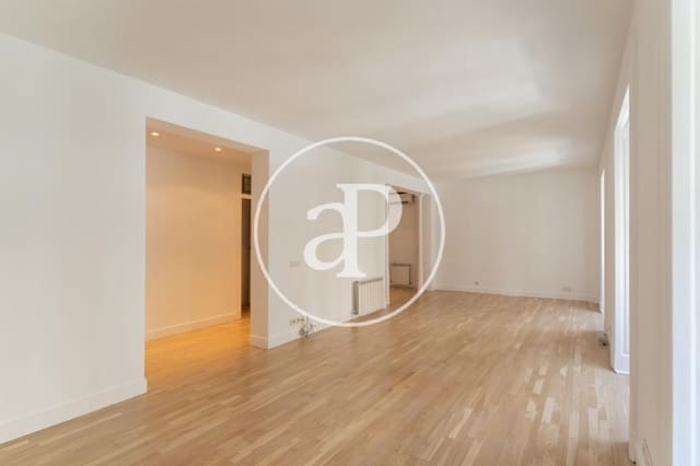 3 makuuhuone Huoneisto vuokrattavana paikassa Justicia, Madrid kaupunki - 2 500 € (Ref: 9674230)