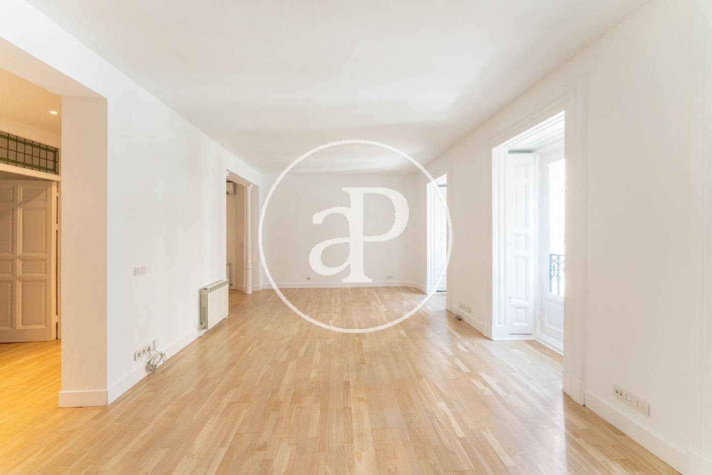 3 soverom Leilighet til leie i Madrid by - € 2 500 (Ref: 9674230)