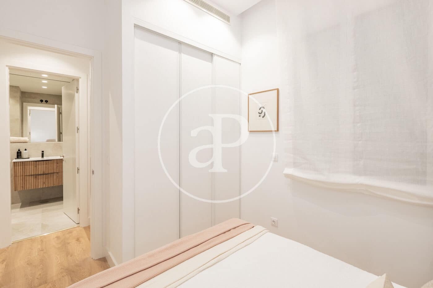 Apartamento de 2 habitaciones en Madrid ciudad en alquiler - 3.950 € (Ref: 9674232)