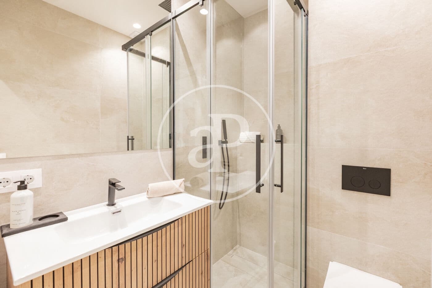 Apartamento de 2 habitaciones en Madrid ciudad en alquiler - 3.950 € (Ref: 9674232)