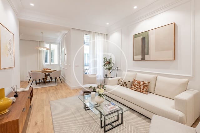 Apartamento de 2 habitaciones en Almagro, Madrid ciudad en alquiler - 3.950 € (Ref: 9674232)