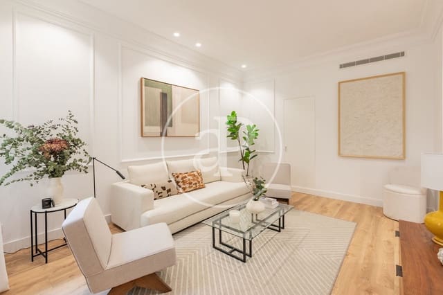 Apartamento de 2 habitaciones en Almagro, Madrid ciudad en alquiler - 3.950 € (Ref: 9674232)