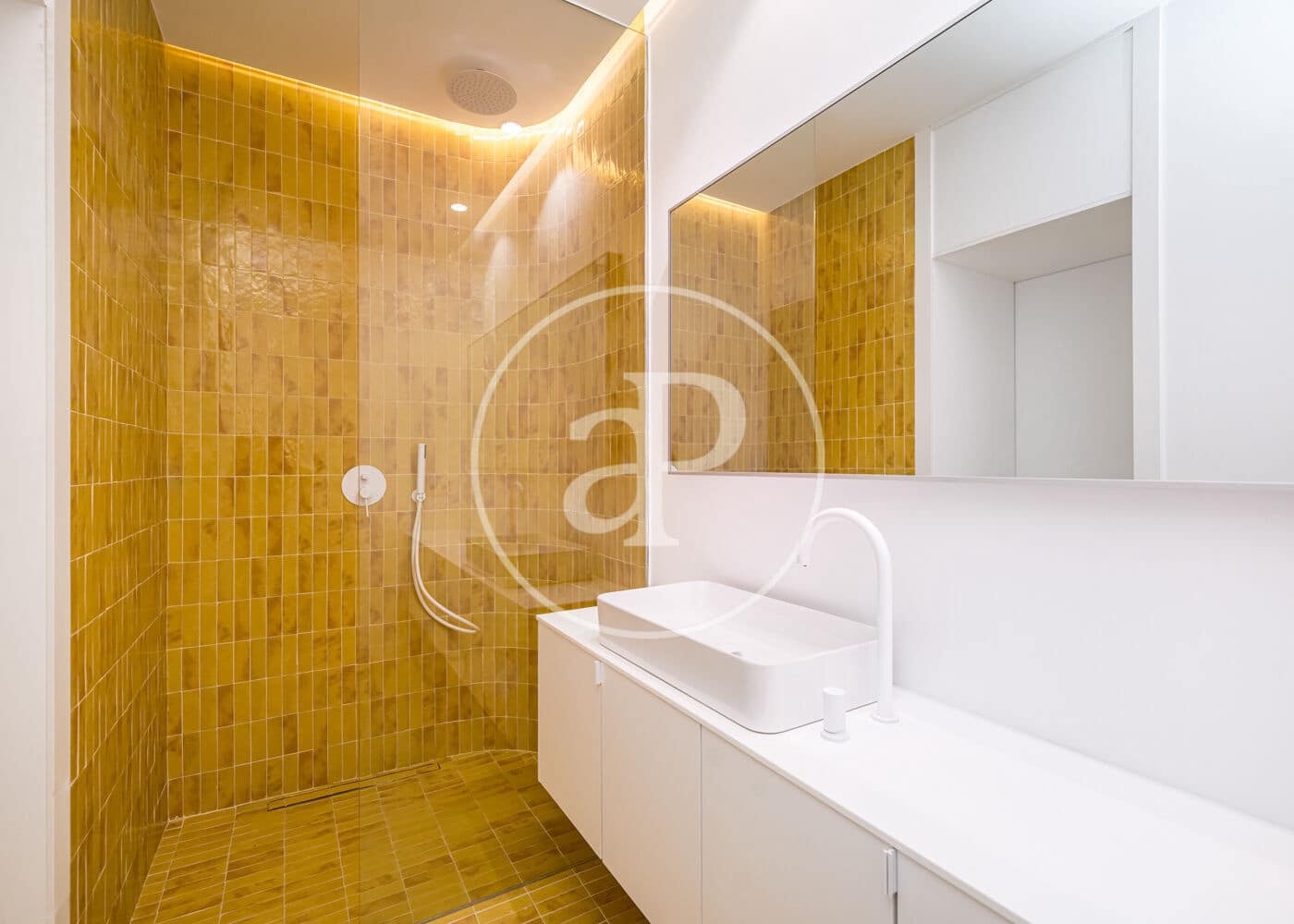 3 soveværelse Lejlighed til salg i Madrid by - € 1.550.000 (Ref: 9674233)