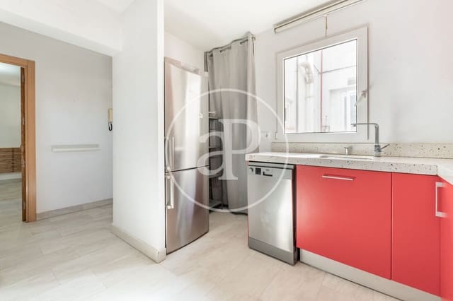 2 slaapkamer Appartement te koop in Universidad, Madrid stad - € 480.000 (Ref: 9674234)