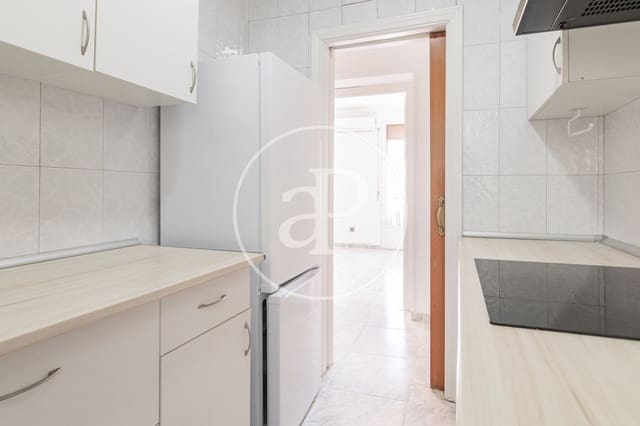 2 slaapkamer Appartement te koop in Acacias, Madrid stad - € 500.000 (Ref: 9674235)