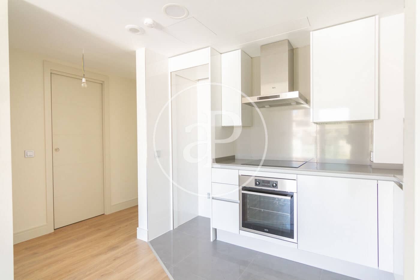 1 bedroom Apartment for rent in Madrid city with pool - € 1,450 (Ref: 9677749)