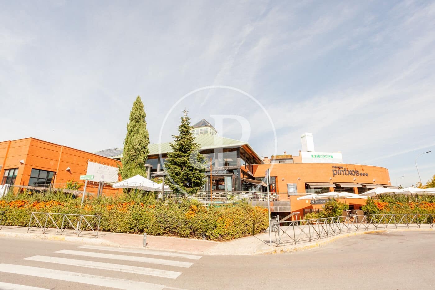 5 bedroom Villa for sale in La Moraleja - € 3,900,000 (Ref: 9677750)