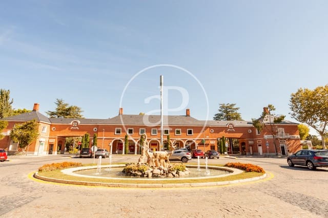 5 bedroom Villa for sale in La Moraleja, Alcobendas - € 3,900,000 (Ref: 9677750)