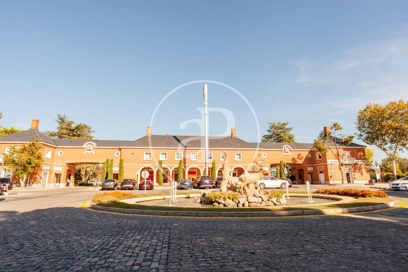 5 bedroom Villa for sale in La Moraleja - € 3,900,000 (Ref: 9677750)