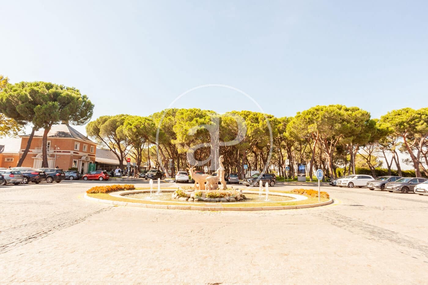 5 bedroom Villa for sale in La Moraleja - € 3,900,000 (Ref: 9677750)