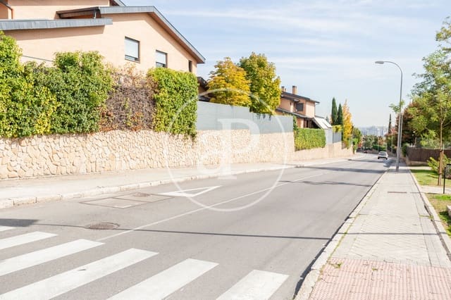 5 bedroom Villa for sale in La Moraleja, Alcobendas - € 3,900,000 (Ref: 9677750)