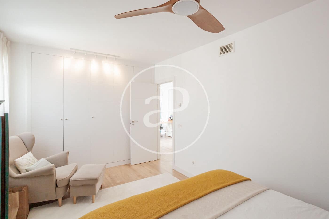 3 soveværelse Lejlighed til salg i Madrid by med swimmingpool - € 1.486.000 (Ref: 9677751)