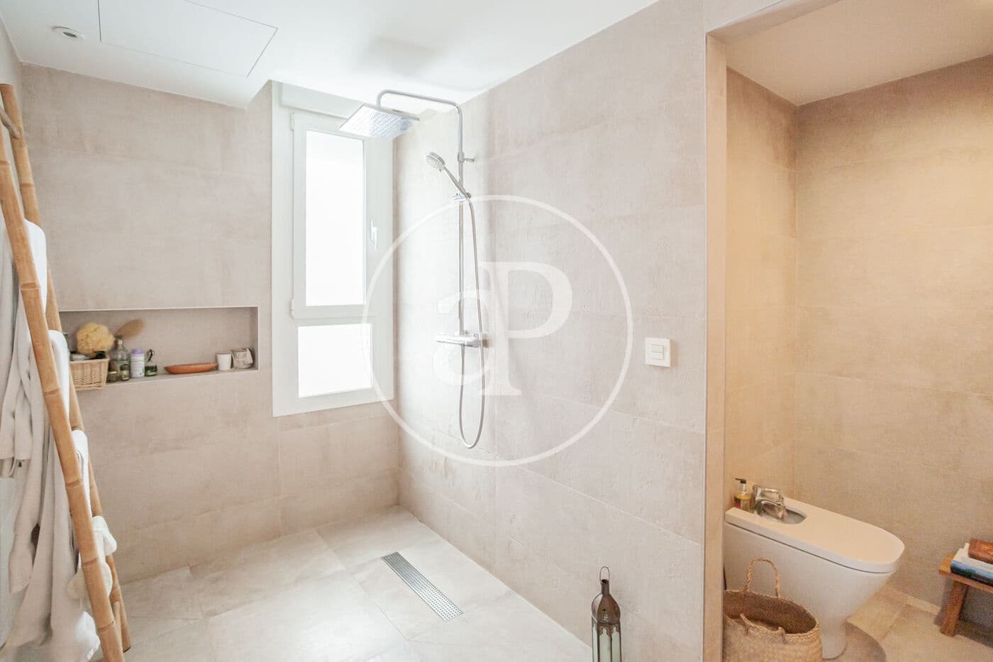 3 soveværelse Lejlighed til salg i Madrid by med swimmingpool - € 1.486.000 (Ref: 9677751)