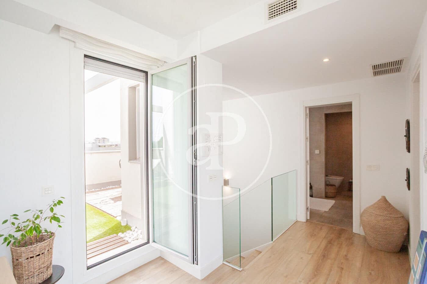 3 soveværelse Lejlighed til salg i Madrid by med swimmingpool - € 1.486.000 (Ref: 9677751)