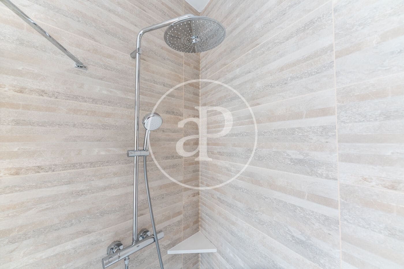 2 Zimmer Apartment zu vermieten in Madrid Stadt - 2.500 € (Ref: 9677752)