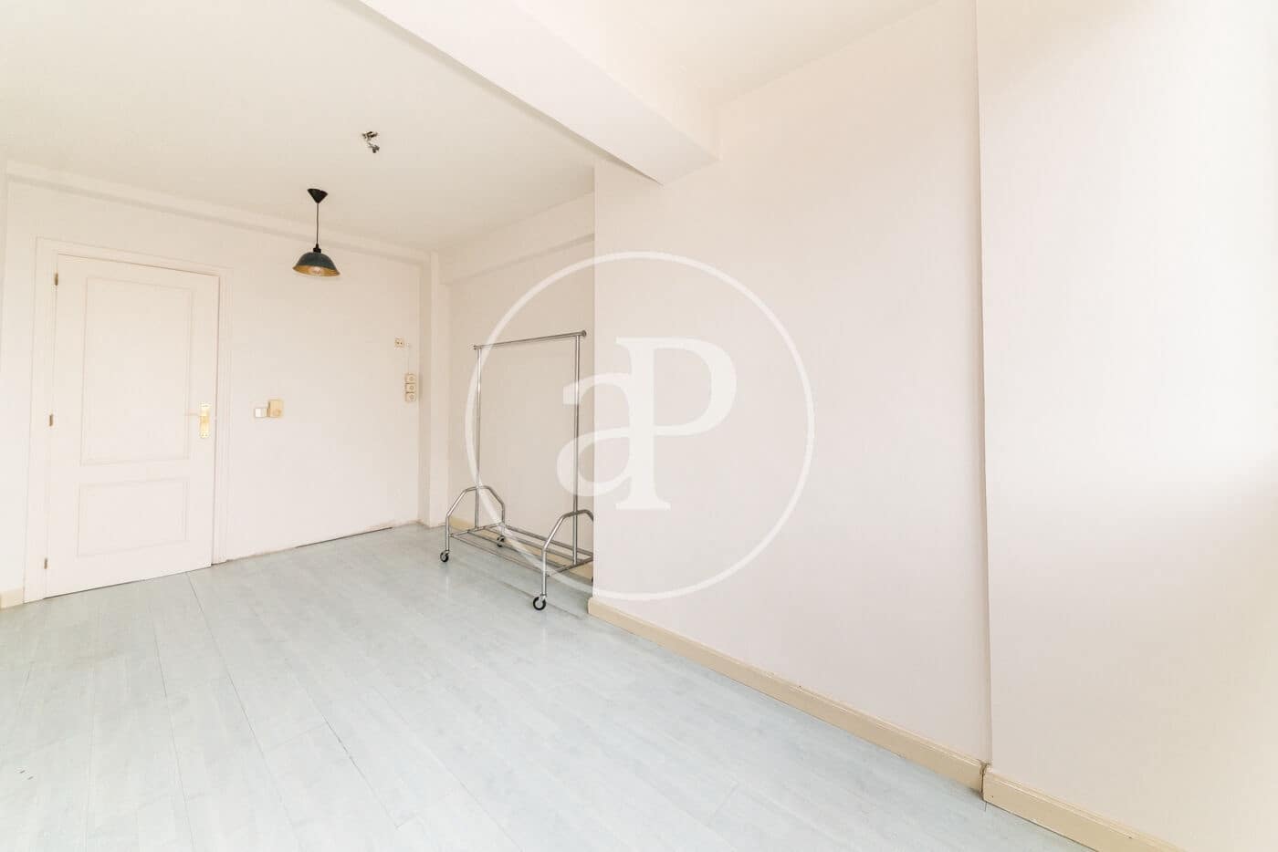 5 bedroom Apartment for rent in Madrid city - € 3,500 (Ref: 9677753)