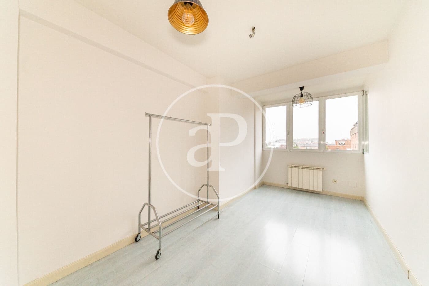 5 bedroom Apartment for rent in Madrid city - € 3,500 (Ref: 9677753)