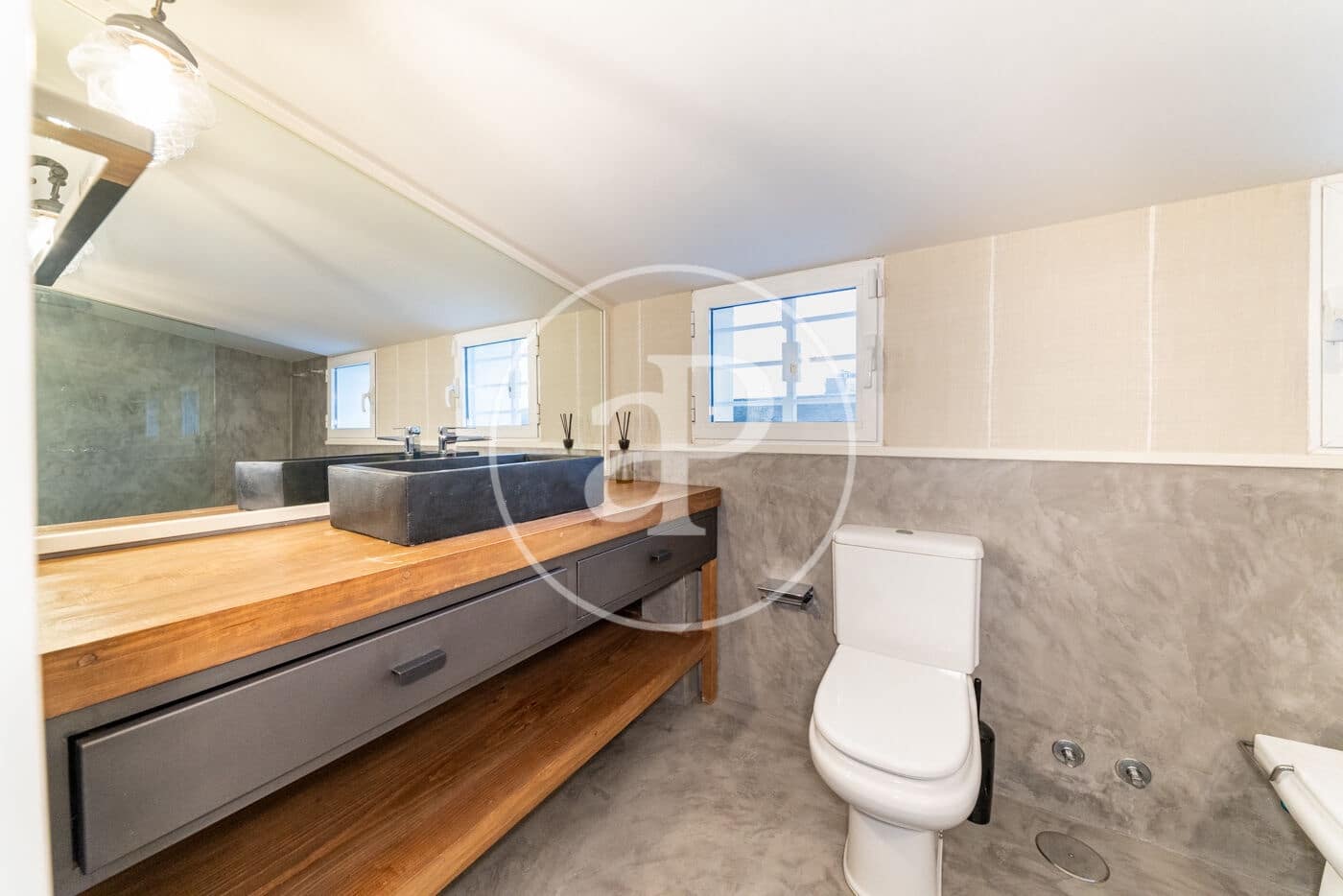 5 bedroom Apartment for rent in Madrid city - € 3,500 (Ref: 9677753)