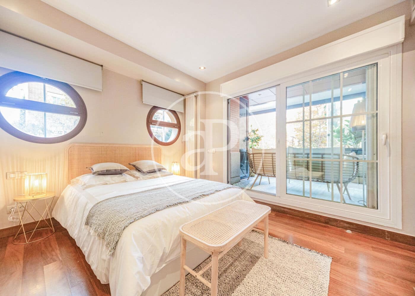 1 sypialnia Apartament do wynajęcia w Miasto Madryt z basenem - 3 700 € (Ref: 9677754)