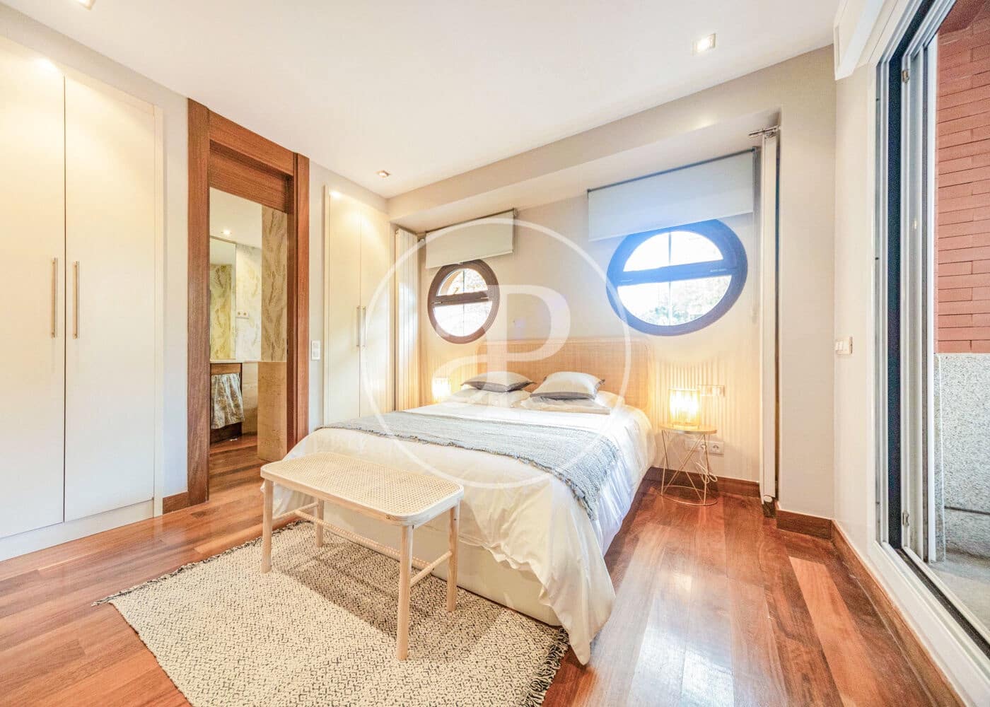 1 sypialnia Apartament do wynajęcia w Miasto Madryt z basenem - 3 700 € (Ref: 9677754)