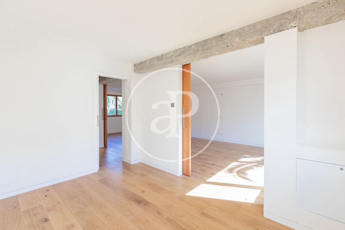 5 bedroom Villa for sale in Pozuelo de Alarcon - € 1,795,000 (Ref: 9677755)