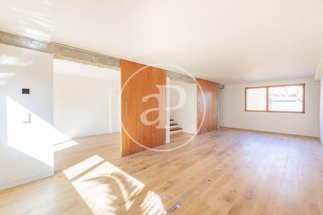 Chalet de 5 habitaciones en Pozuelo de Alarcón en venta - 1.795.000 € (Ref: 9677755)