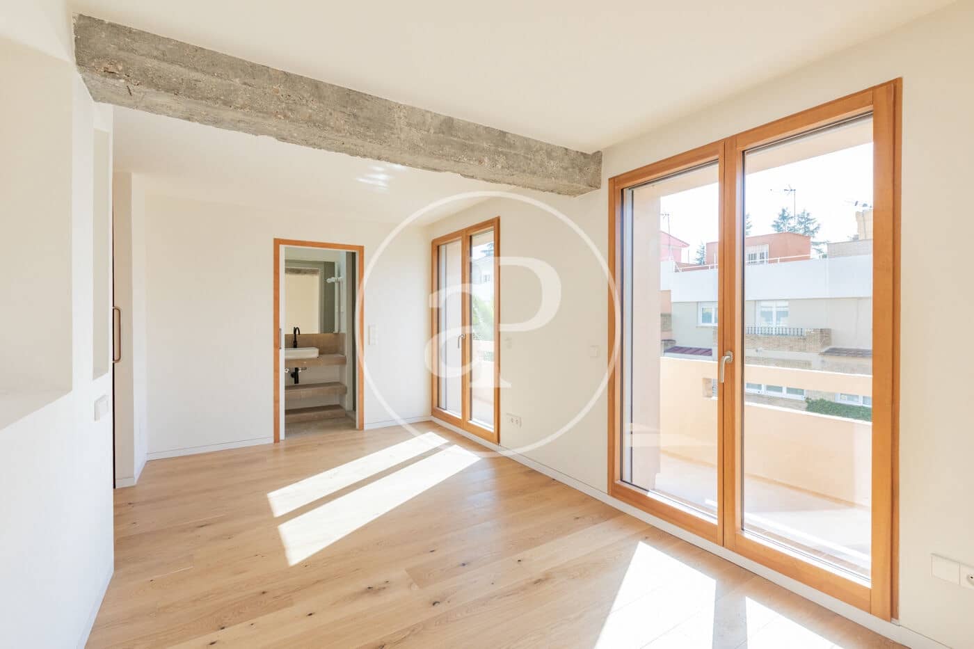 5 bedroom Villa for sale in Pozuelo de Alarcon - € 1,795,000 (Ref: 9677755)