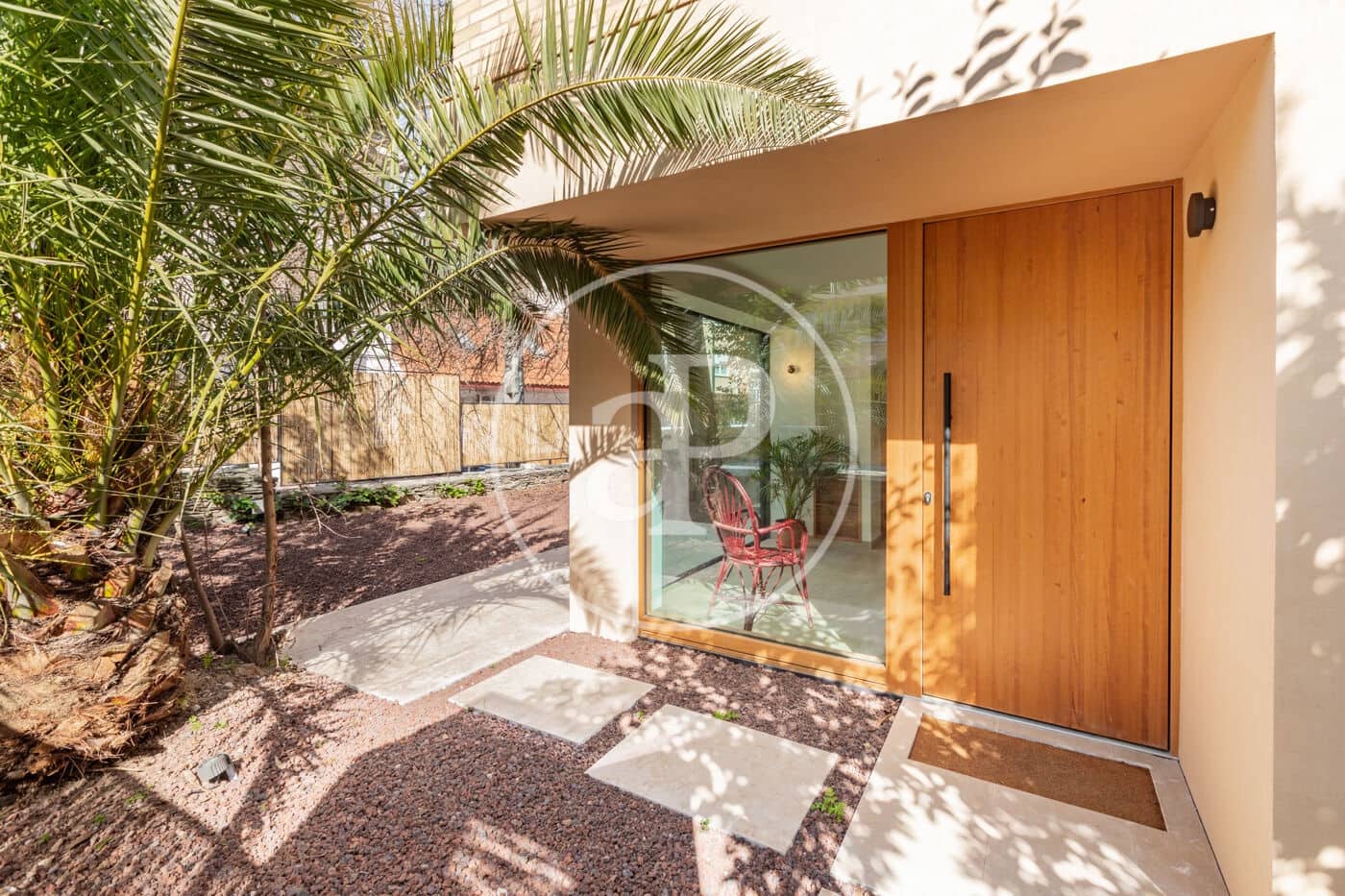 5 bedroom Villa for sale in Pozuelo de Alarcon - € 1,795,000 (Ref: 9677755)