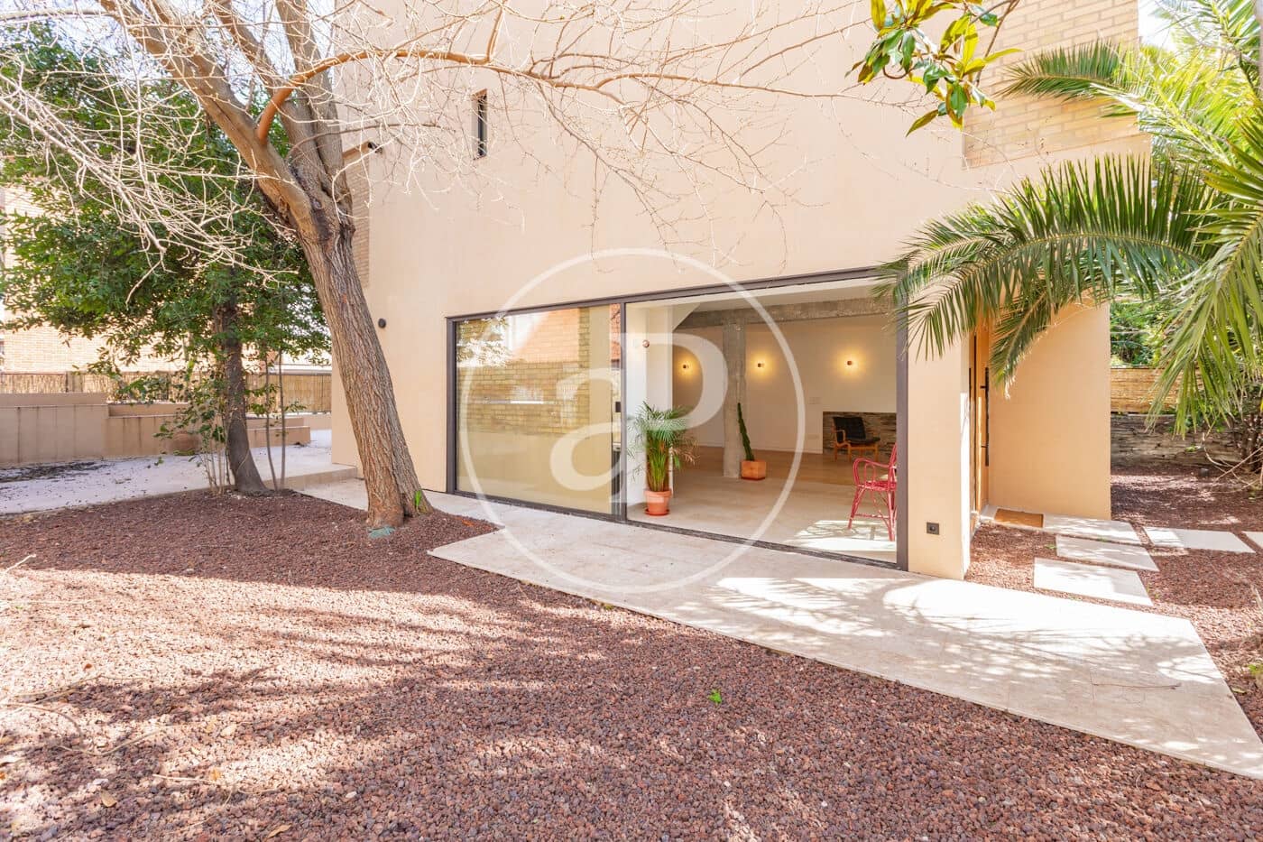 5 bedroom Villa for sale in Pozuelo de Alarcon - € 1,795,000 (Ref: 9677755)