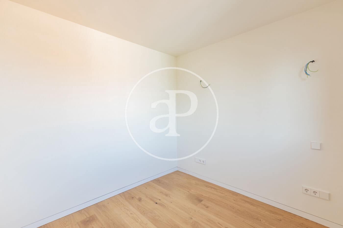 5 bedroom Villa for sale in Pozuelo de Alarcon - € 1,795,000 (Ref: 9677755)