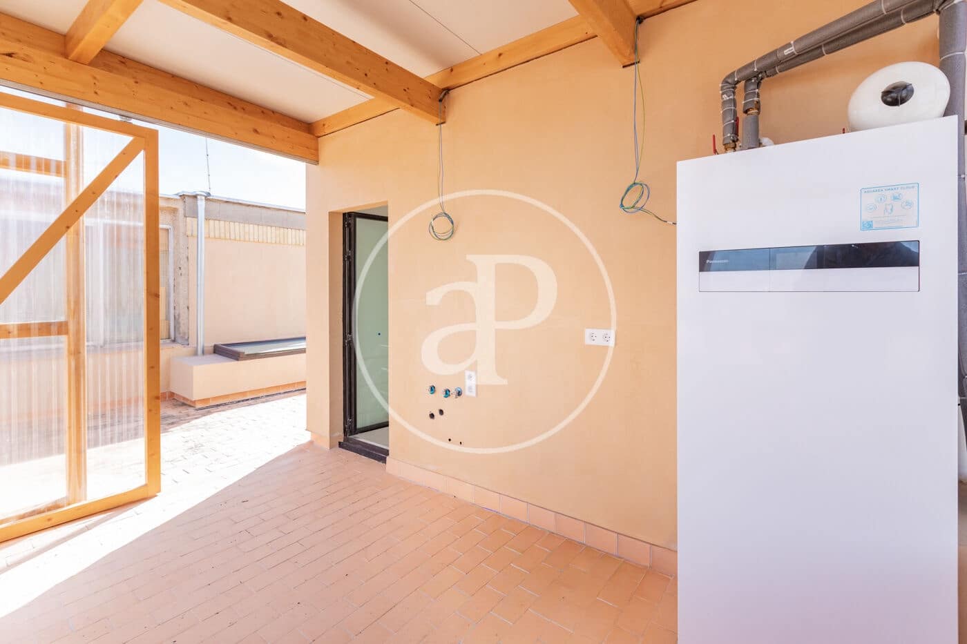 5 bedroom Villa for sale in Pozuelo de Alarcon - € 1,795,000 (Ref: 9677755)