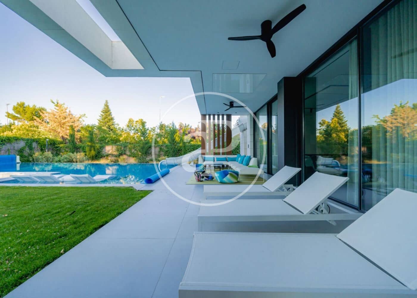 7 slaapkamer Villa te koop in Madrid stad met zwembad - € 6.800.000 (Ref: 9677756)