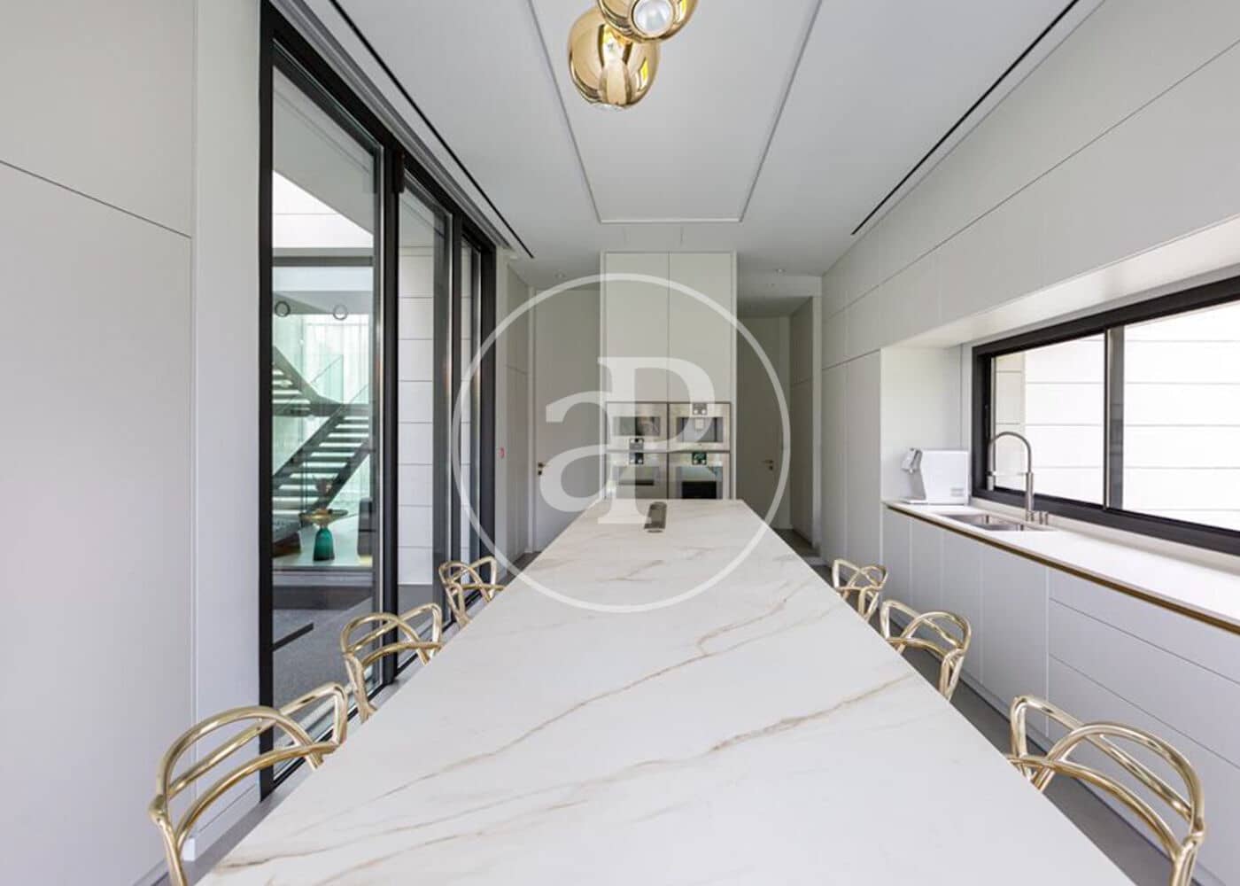 7 slaapkamer Villa te koop in Madrid stad met zwembad - € 6.800.000 (Ref: 9677756)